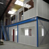 Plate-forme et cloison de bureau